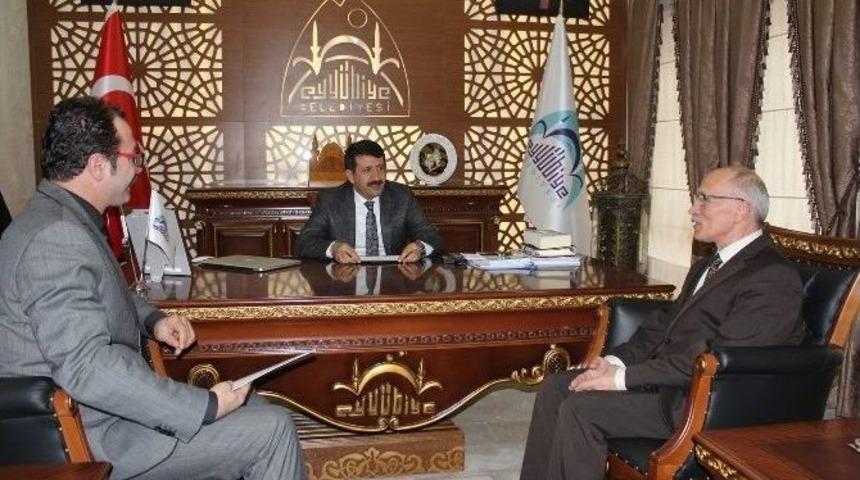 Eyy&uuml;biye Belediyesinin Kalite Ve &Ccedil;evre Y&ouml;netimi Tescillendi