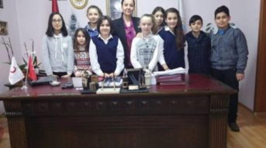 Karne Alan &Ouml;ğrenciler Başkan G&uuml;neşi Ziyaret Ettiler