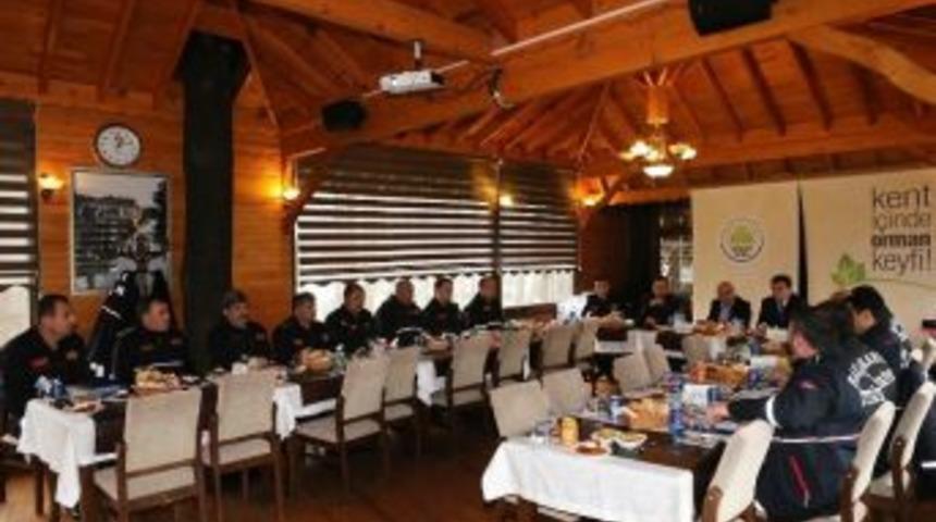 İtfaiyeciler Yemekte Buluştu