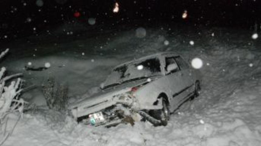Tokat&rsquo;ta Kar Yağışı Ve Buzlanma Kazaya Neden Oldu: 4 Yaralı
