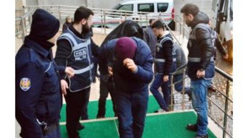 “sahte Sağlık Raporu” Operasyonunda 7 Kişi Tutuklandı