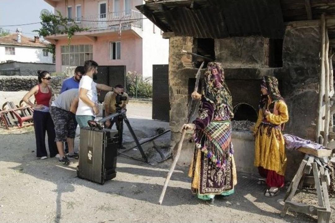 D&uuml;nya Ezgileriyle 80 Tarihi Ve Doğal Mekanda Bursa Klibi...