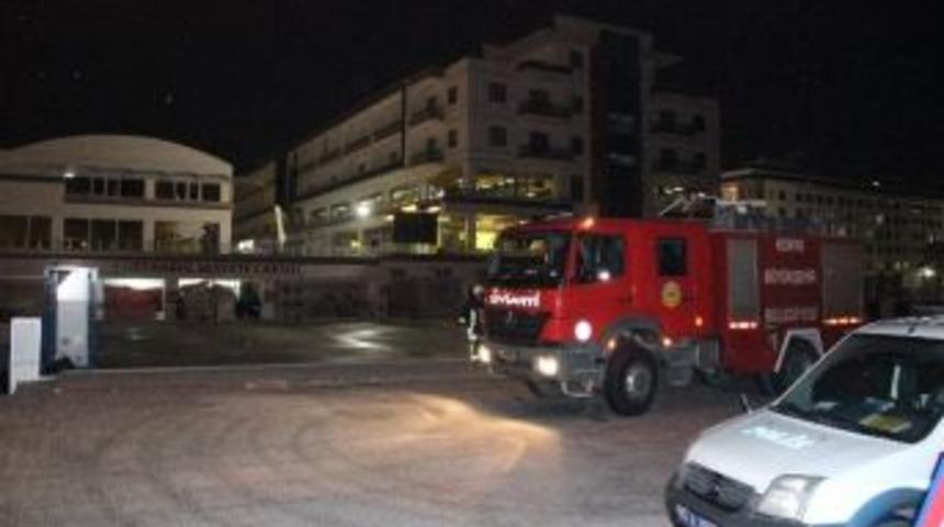 Konya&rsquo;da Pazar Yerinde Yangın