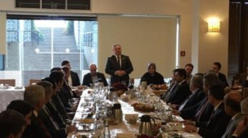 Milletvekili Şeker, Karamanlı Siyaset&ccedil;i Ve B&uuml;rokratlarla Buluştu