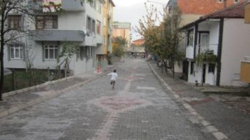 İzmit Belediyesi &Ccedil;alışmalara Devam Ediyor