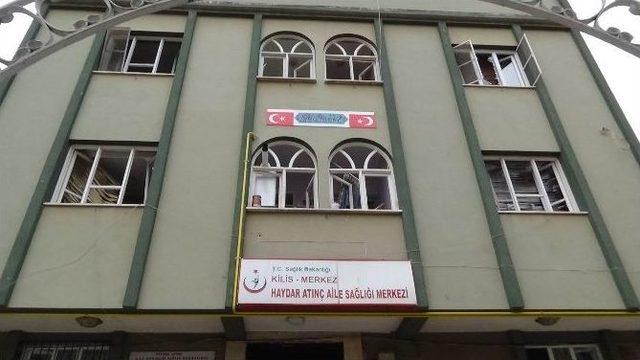 Roketin Düştüğü Mahalle Savaş Alanına Döndü