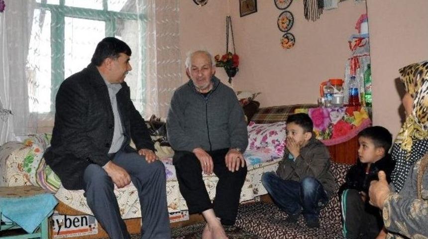 Emet Belediyesi&rsquo;nden Hasta Ve Kimsesizlere Şefkat Eli