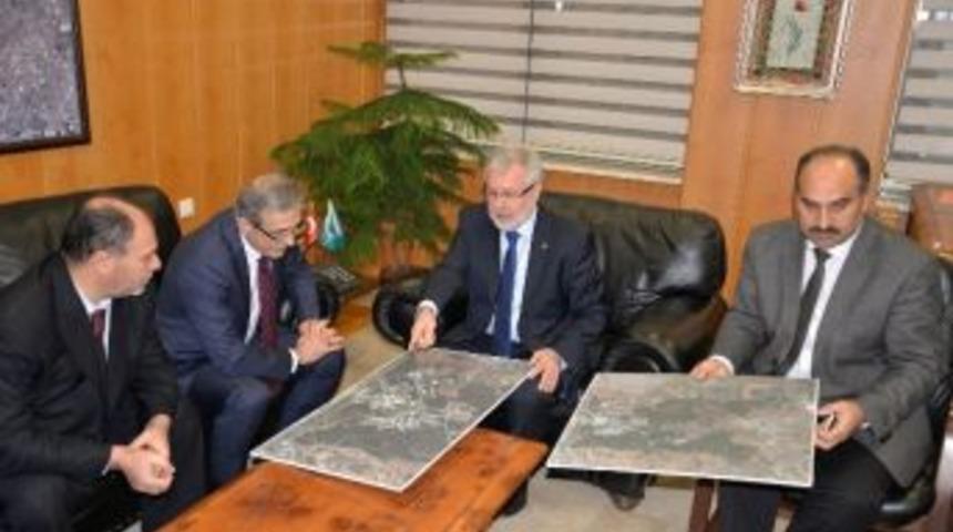 M&uuml;steşardan &Uuml;niversite Projelerine &Ouml;vg&uuml;