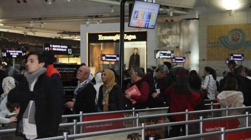 Atat&uuml;rk Havalimanı&rsquo;nda Tatil&nbsp;yoğunluğu