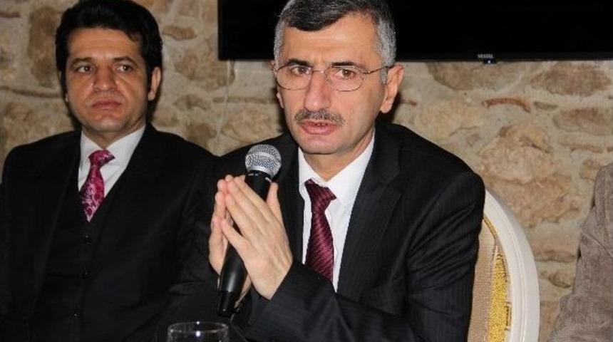 Vali Bektaş&rsquo;tan Emniyet M&uuml;d&uuml;r&uuml; A&ccedil;ıklaması