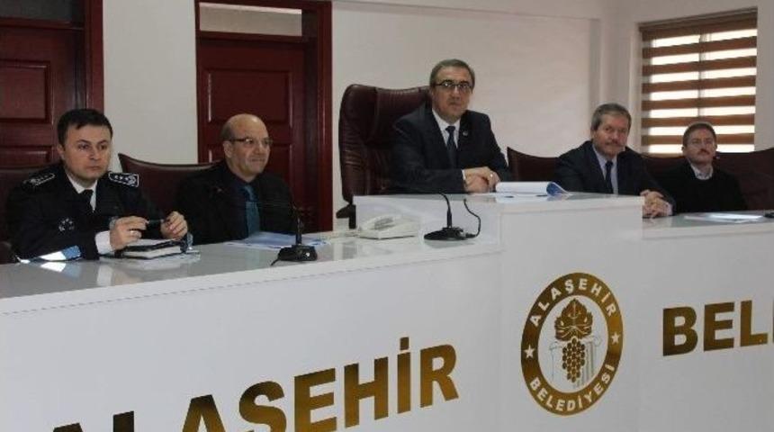 Alaşehir&rsquo;de Engelsiz Ulaşım