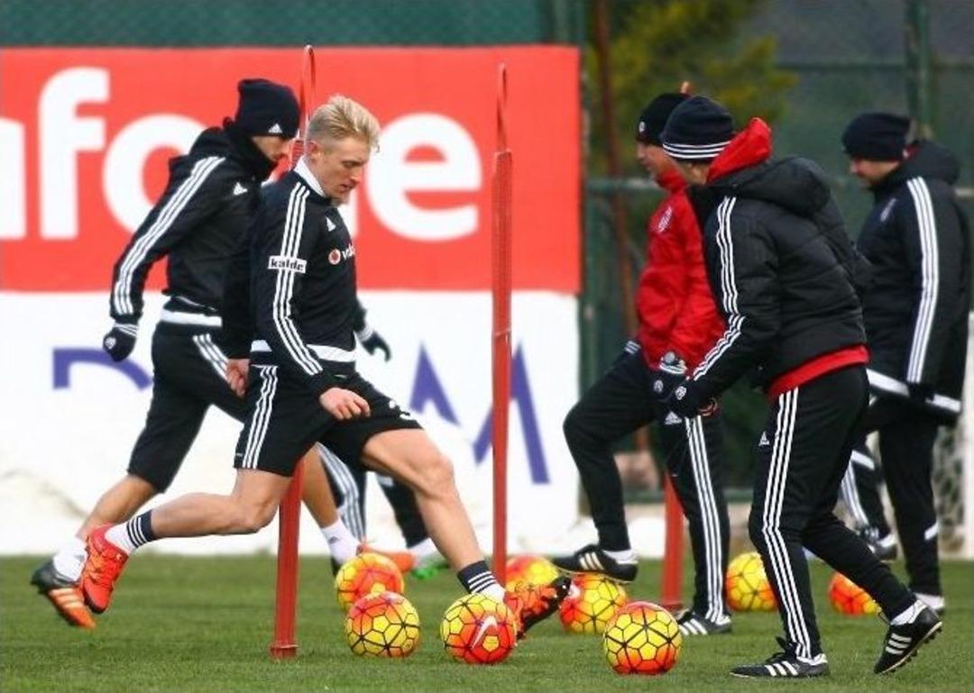 Beşiktaş, Trabzonspor Ma&ccedil;ı Hazırlıklarını Tamamladı