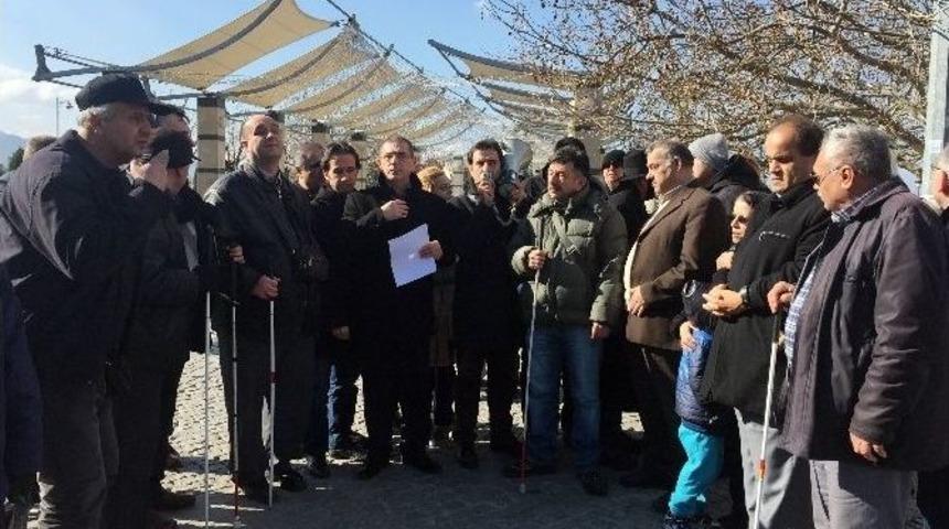 G&ouml;rme Engelli &Ouml;ğretmen Haberine Tepki