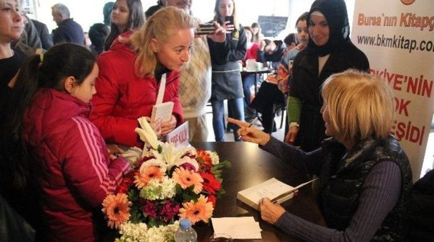 Ayşe Kulin Bursa’da Okurlarıyla Buluştu