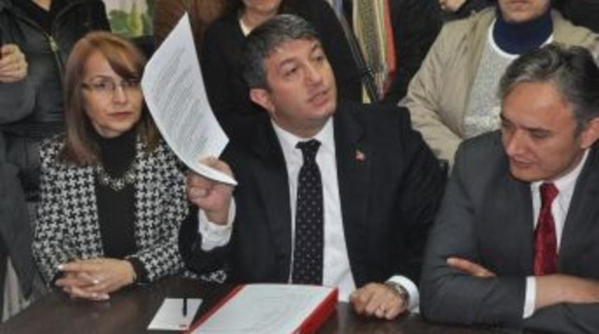 Haberal’dan Bildiriyi İmzalayan Akademisyenlere Tepki