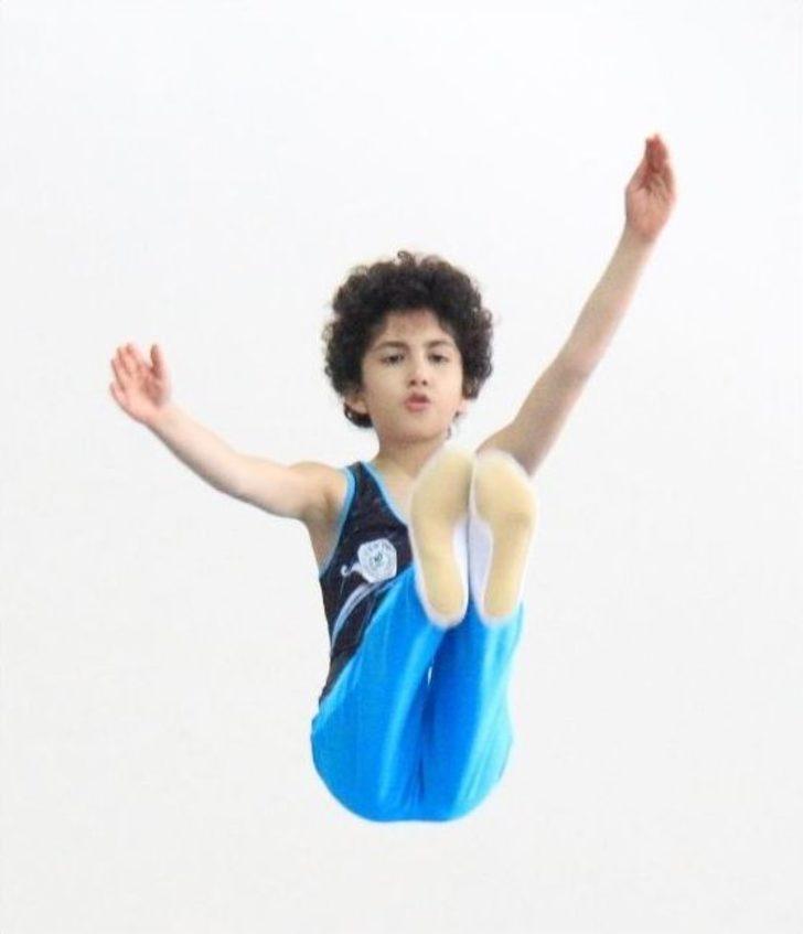 Kulüplerarası Trampolin Cimnastik Şampiyonası Başladı G4