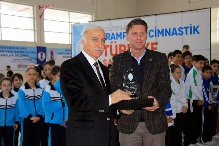 Kulüplerarası Trampolin Cimnastik Şampiyonası Başladı G5