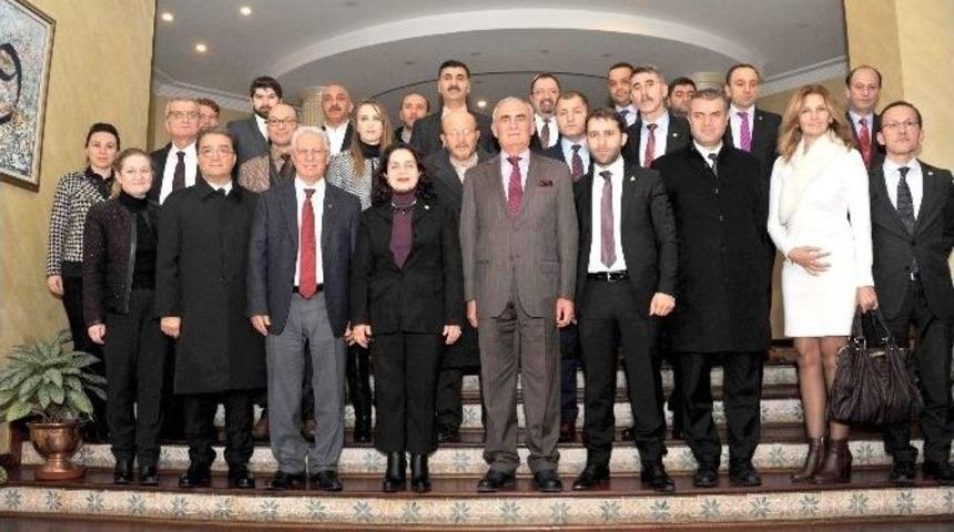 Asiyad Yönetim Kurulu Üyeleri, Başkan Yılmaz’ı Ziyaret Etti