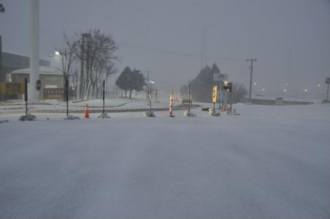 Balıkesir&rsquo;de Kar Yağışı