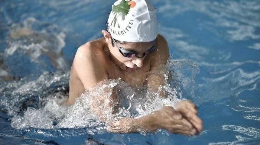 Mamak&rsquo;ın Yıldızlarından Madalyaya Kula&ccedil;