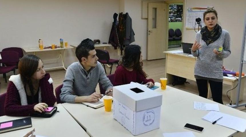 Gen&ccedil;lerin Projeleri Eskişehir&rsquo;e Katkı Sağlıyor