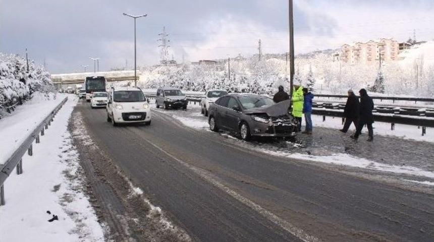 Kocaeli Tem&rsquo;de Kaza
