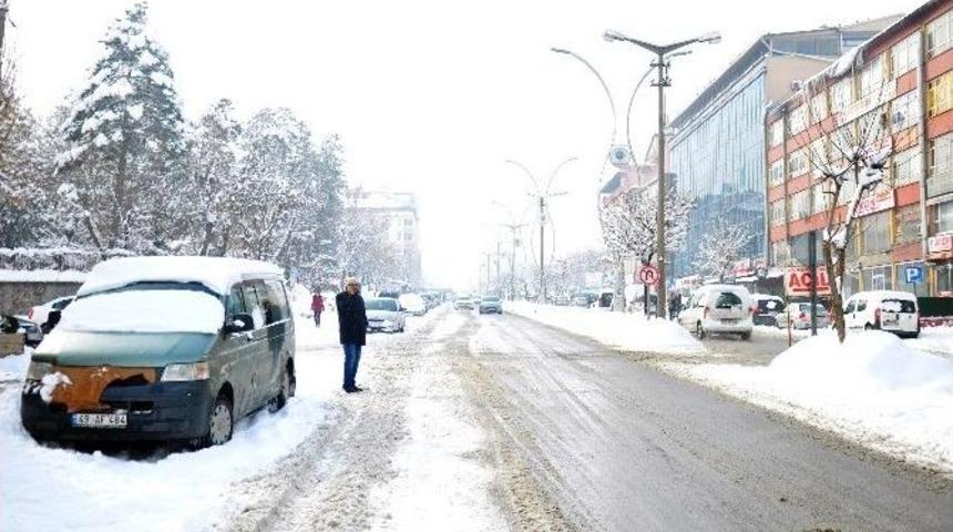Muş&rsquo;ta 77 K&ouml;y Yolu Ulaşıma Kapandı
