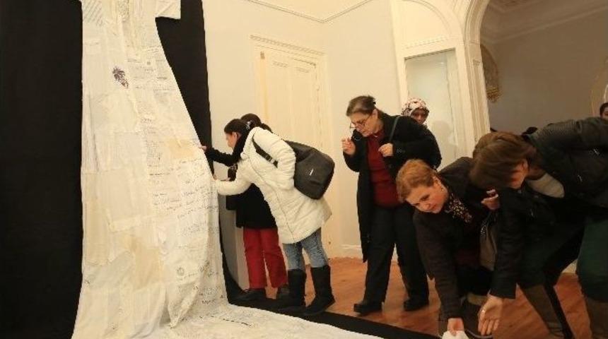 Tılsımlı G&ouml;mleklere Bucalı Kadınlardan Yoğun İlgi