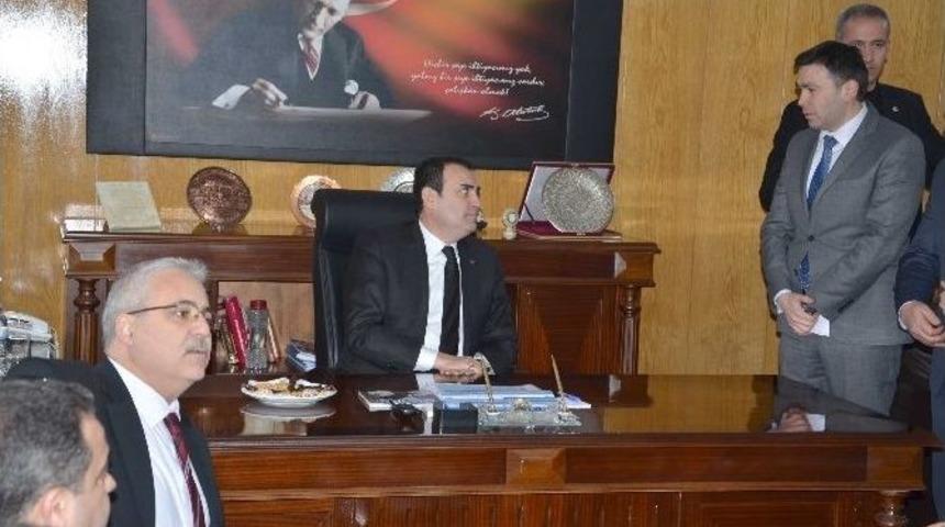 Bakan &Uuml;nal&rsquo;ın G&ouml;ksun Ziyareti