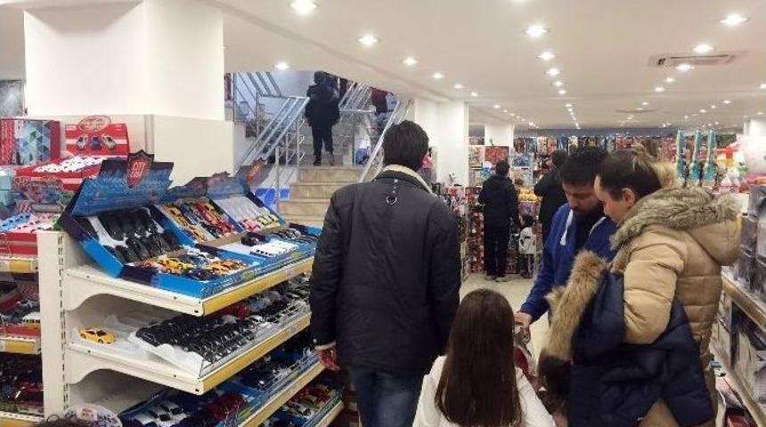 Oyuncak Sekt&ouml;r&uuml;ne S&ouml;mestr Dopingi