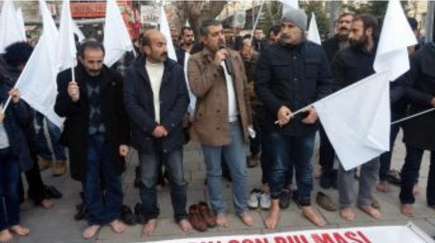 Siirt&rsquo;te &Ccedil;ıplak Ayaklı Eylem