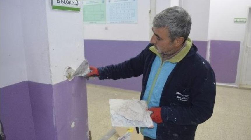 Turgutlu&rsquo;daki Okullar Belediye İle Rengarenk