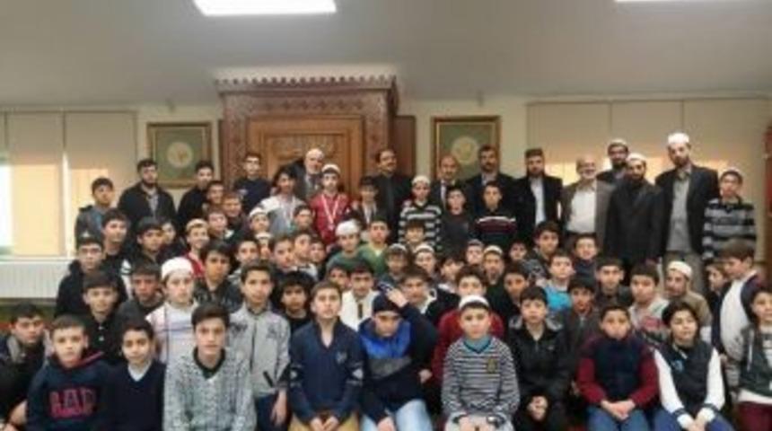 Masa Tenisi Turnuvası D&uuml;zenlendi