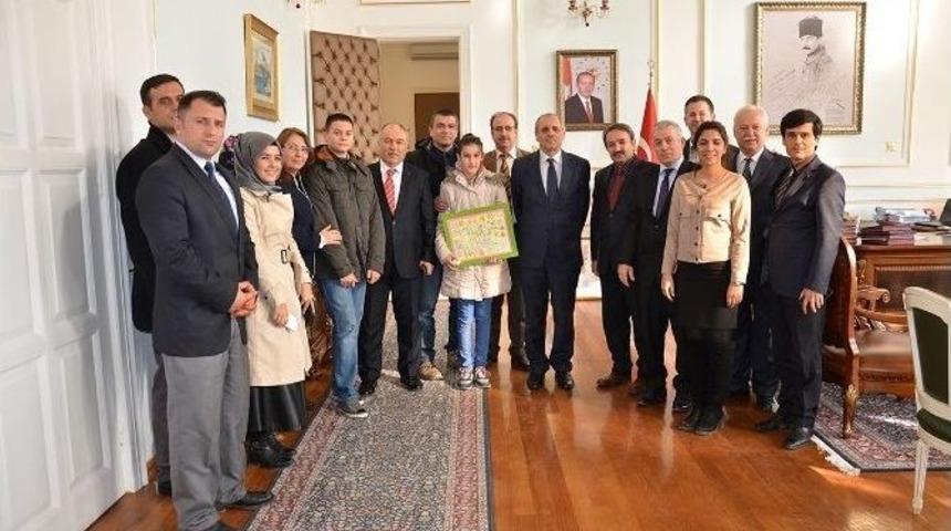 Dereceye Giren &Ouml;ğrencilerden Vali Salihoğlu&rsquo;na Ziyaret