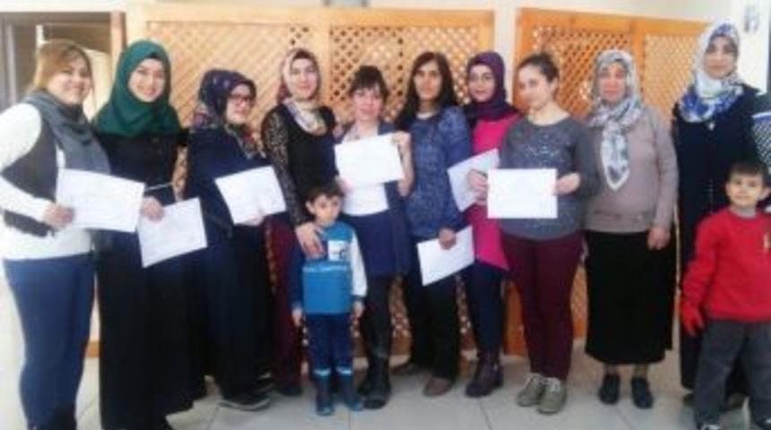 Hanımlar İngilizce Sertifikası Aldı