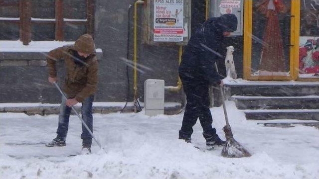 Kars’ta Tipi Hayatı Felç Etti