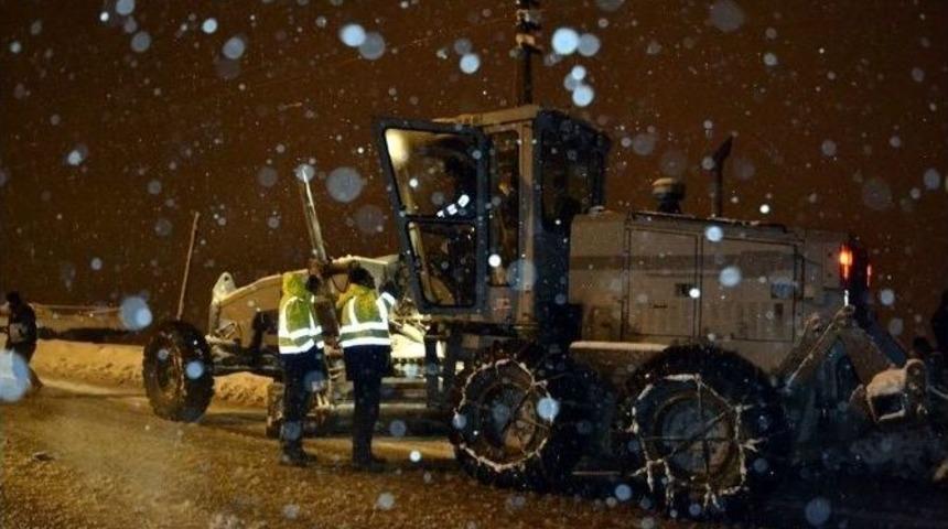 Başkan Tekin, "alaplı&rsquo;da A&ccedil;ılmamış Yol Kalmayacak"