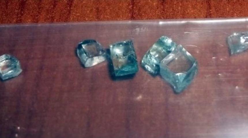 Dikmen&rsquo;de 82 Aracın Camını Kıran Hırsızlar Yakalandı