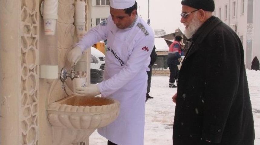 Elazığ&rsquo;da Karda &Ccedil;orba İkramı