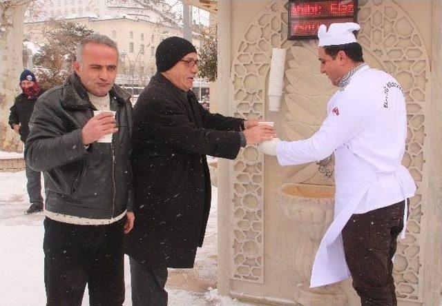 Elazığ&rsquo;da Karda &Ccedil;orba İkramı 1