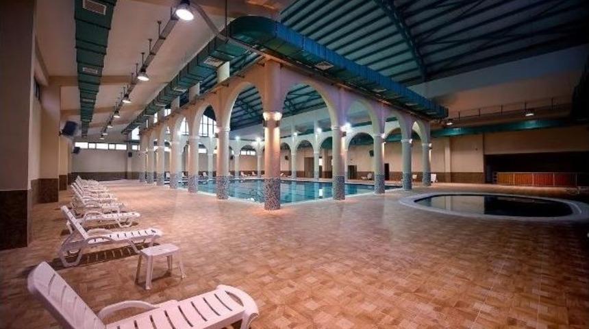 Başkan &Ccedil;akır, Yaşam Ve Spor Merkezi&rsquo;nde İncelemelerde Bulundu