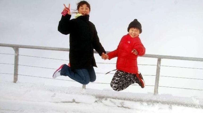 Antalya&rsquo;da Kar Turizmine G&uuml;ney Kore Dopingi