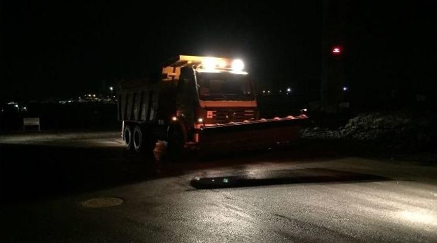 Ekipler Buzlanmaya Karşı Hazır Bekletildi