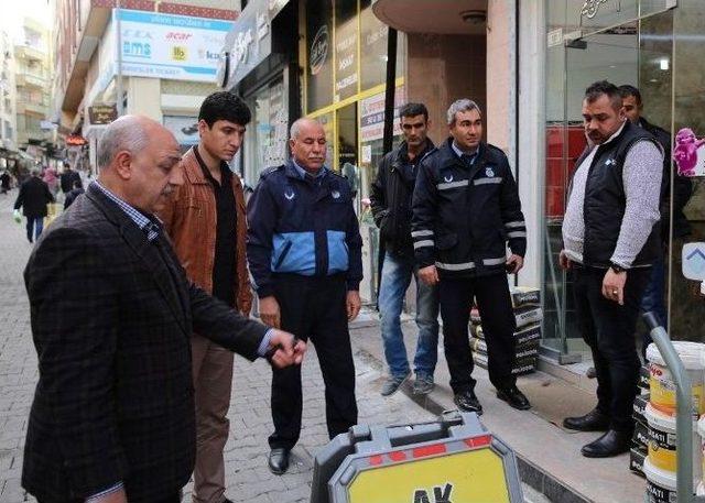 Haliliye Belediyesi Zabıta Ekiplerinden Kaldırım İşgali Denetimi