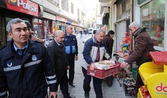 Haliliye Belediyesi Zabıta Ekiplerinden Kaldırım İşgali Denetimi