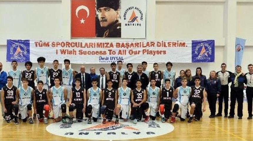 Muratpaşa&rsquo;da Yıldızlar Cup Turnuvası Başladı