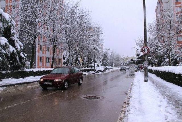 Karla Mücadele Ara Sokaklarda Devam Ediyor