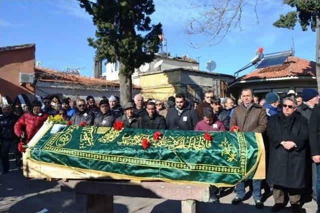 Ayvalık Esnaf Odası Başkanı Kocaer Gözyaşlarıyla Son Yolculuğuna Uğurlandı