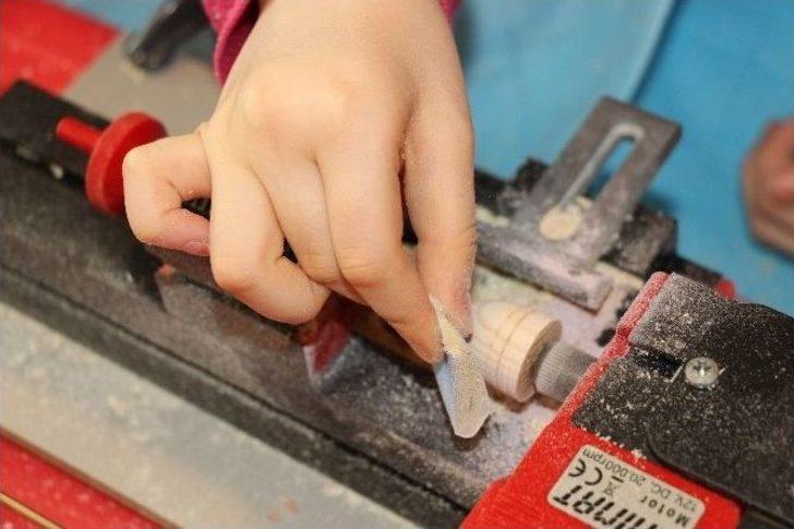 Çocuklar Kendi Oyuncaklarını Yapıyor G2