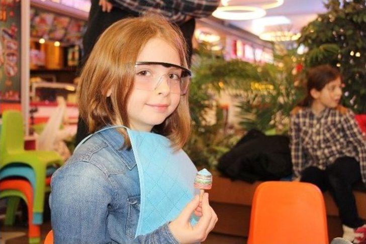 Çocuklar Kendi Oyuncaklarını Yapıyor G3